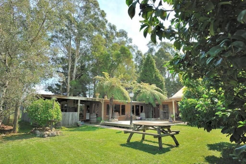 Jindi Hills Retreat Villa Jindivick Bagian luar foto